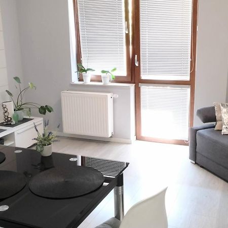 Apartament Zalesie Z Tarasem Любин Экстерьер фото