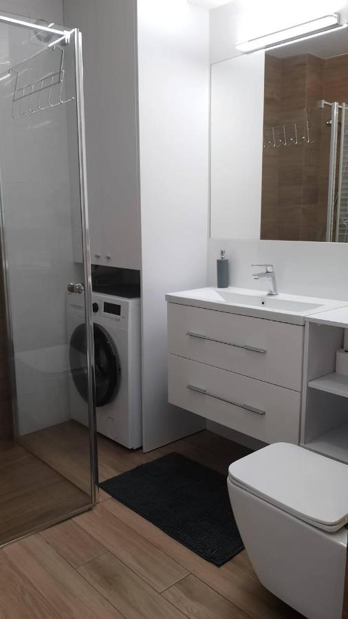 Apartament Zalesie Z Tarasem Любин Экстерьер фото
