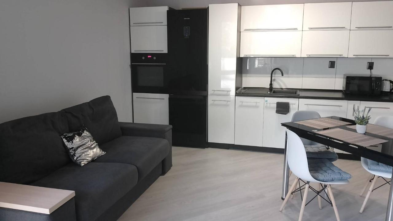 Apartament Zalesie Z Tarasem Любин Экстерьер фото